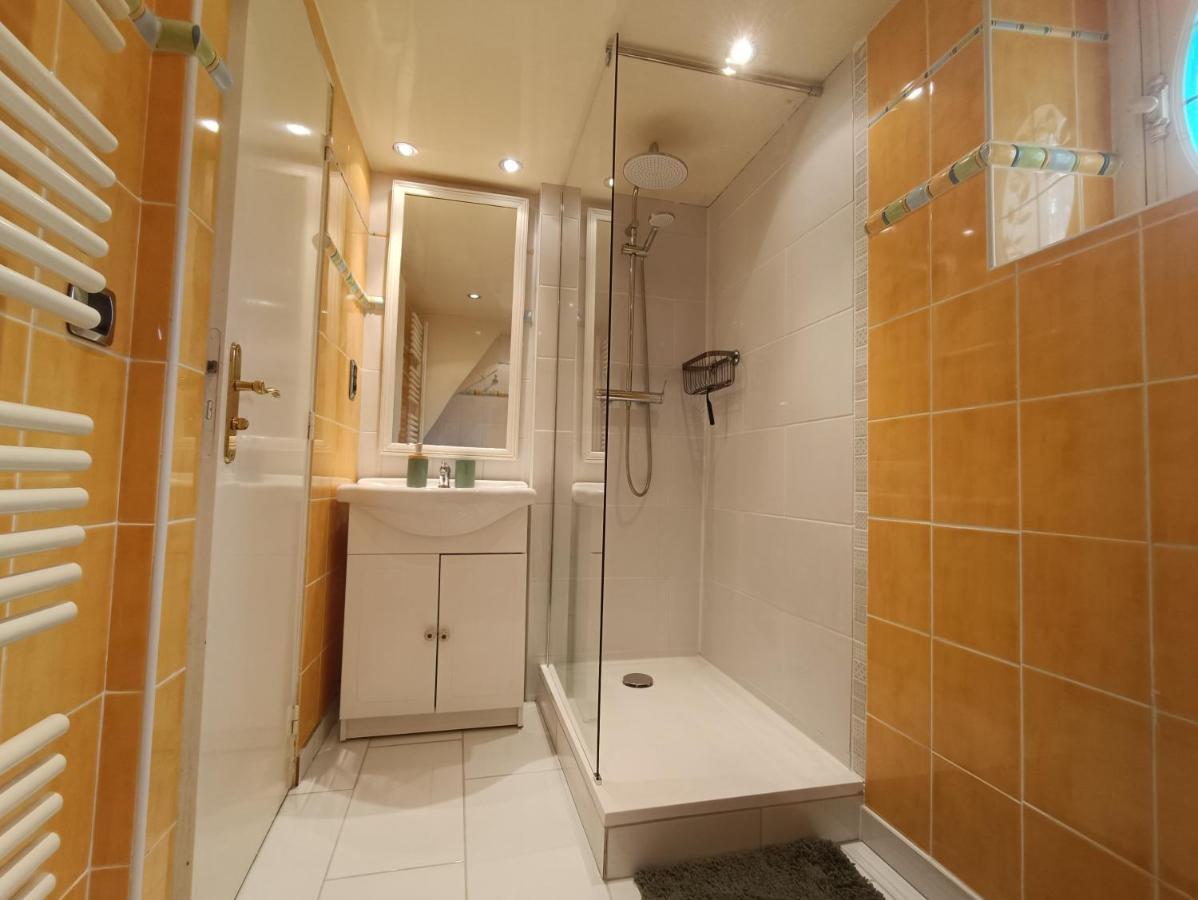 Charmant Logement Dans Un Ecrin De Verdure Le Manoir  Exterior photo